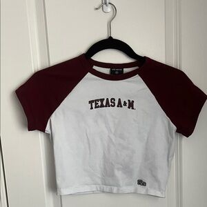 Hype and Vice Texas A&M Women's cropped Raglan Tee - Maroon and White
